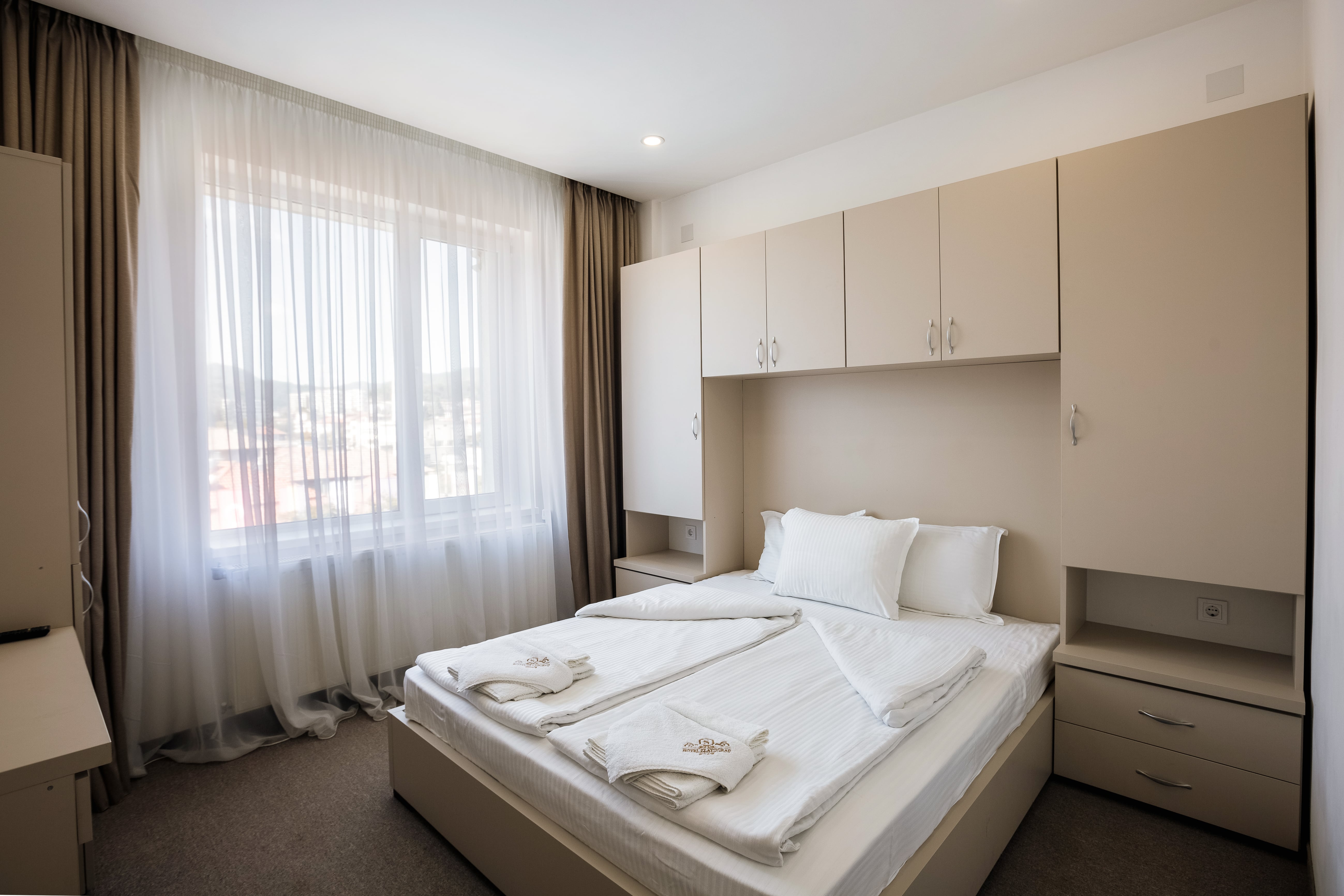 triple-room-with-mountain-view